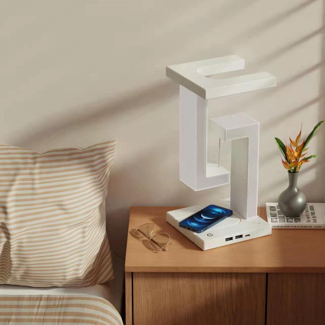 Smartphone Wireless Charging Table Lamp